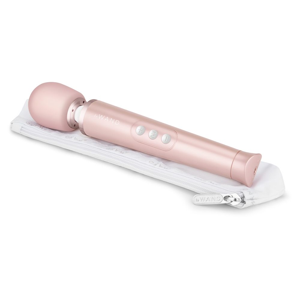 Le Wand Petite Gold Massager